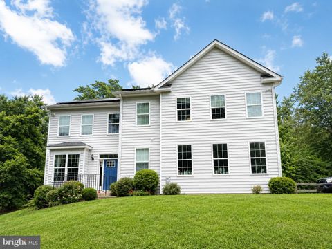 Homes For Sale - 416 Mill Swamp Road<br/> EDGEWATER, MD 21037