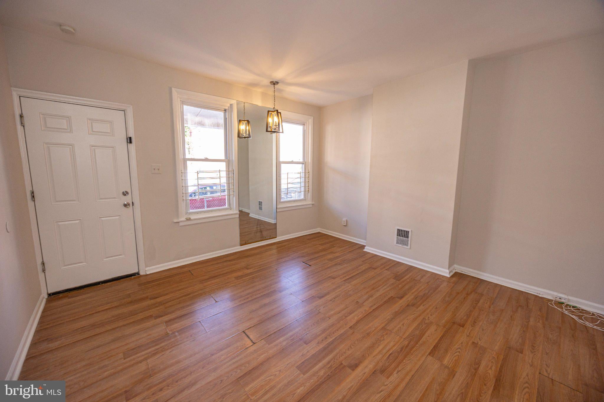 110 E PASTORIUS STREET