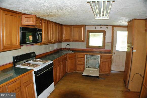 OAK BREEZE - Residential