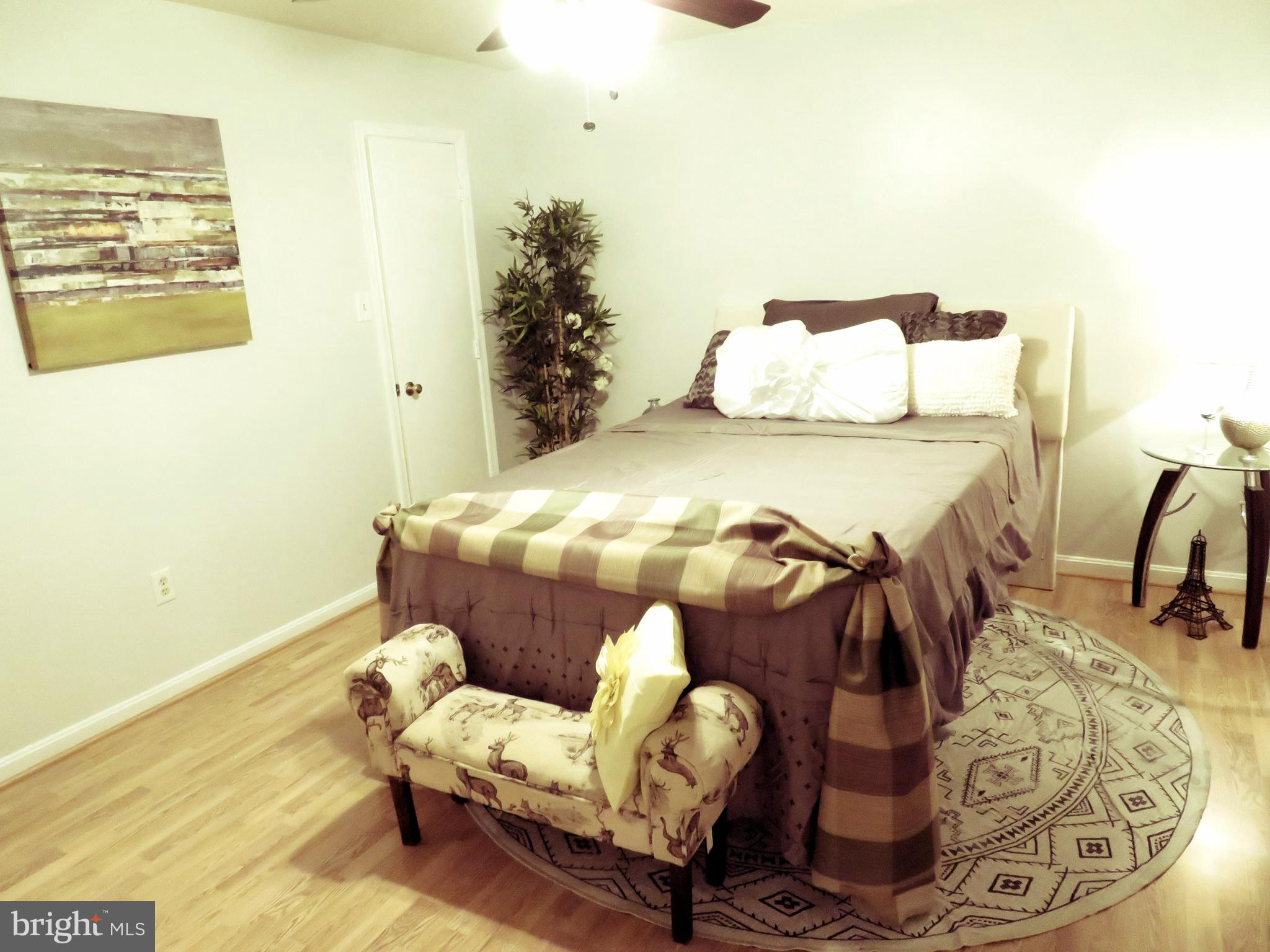 MEADOWOOD VILLAGE - Residential