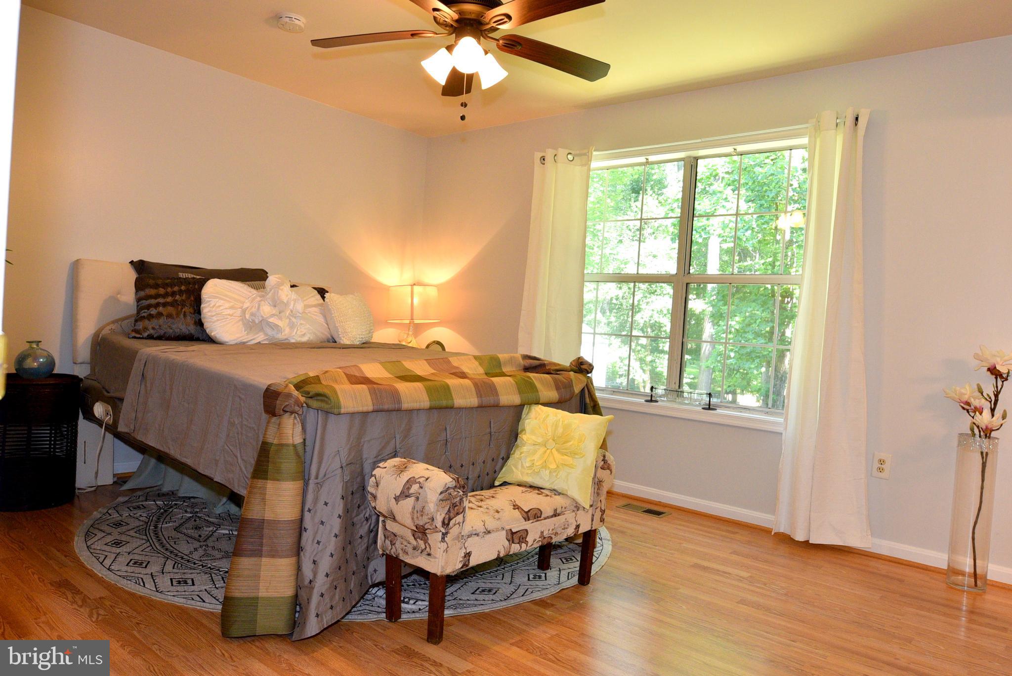 MEADOWOOD VILLAGE - Residential