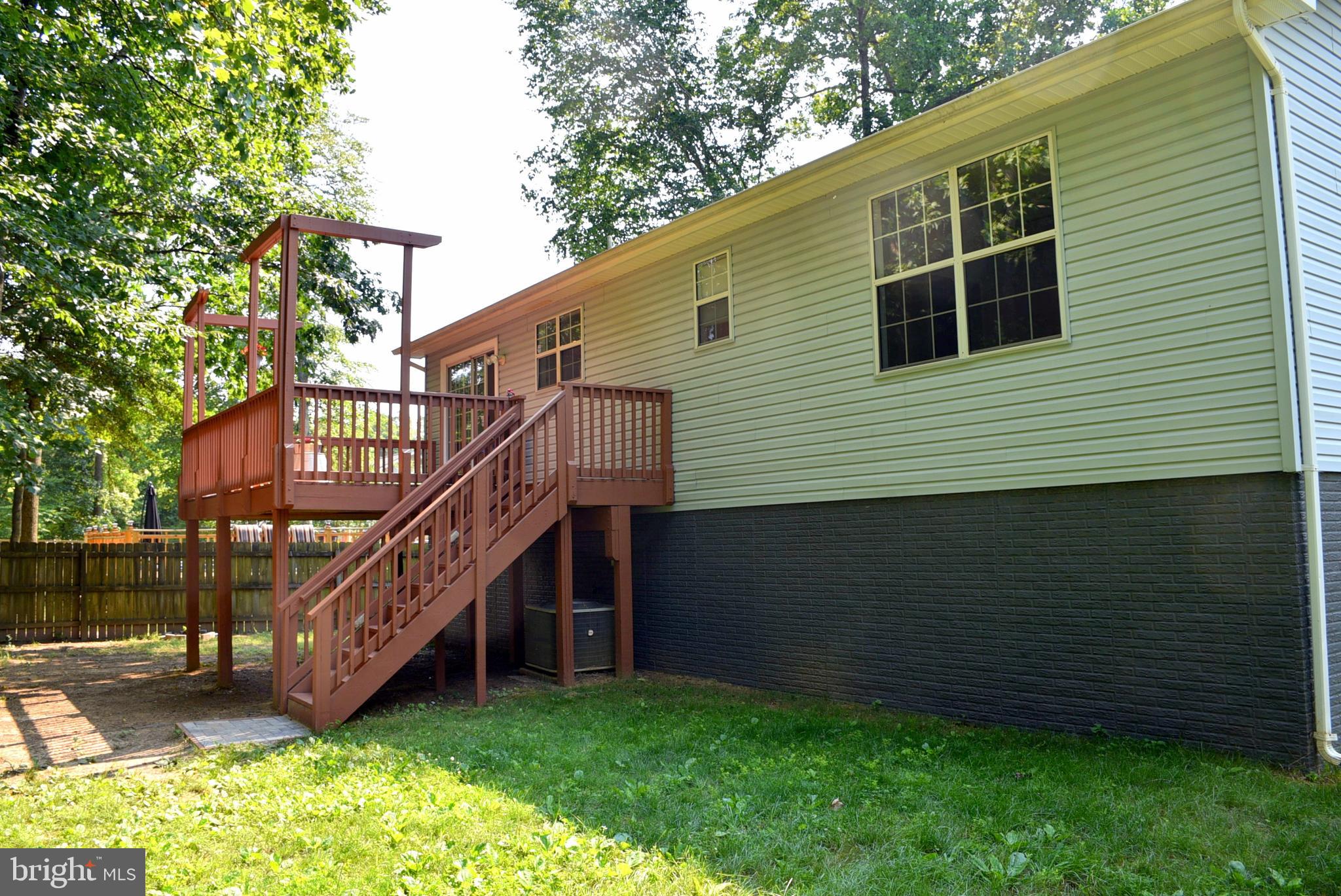 MEADOWOOD VILLAGE - Residential