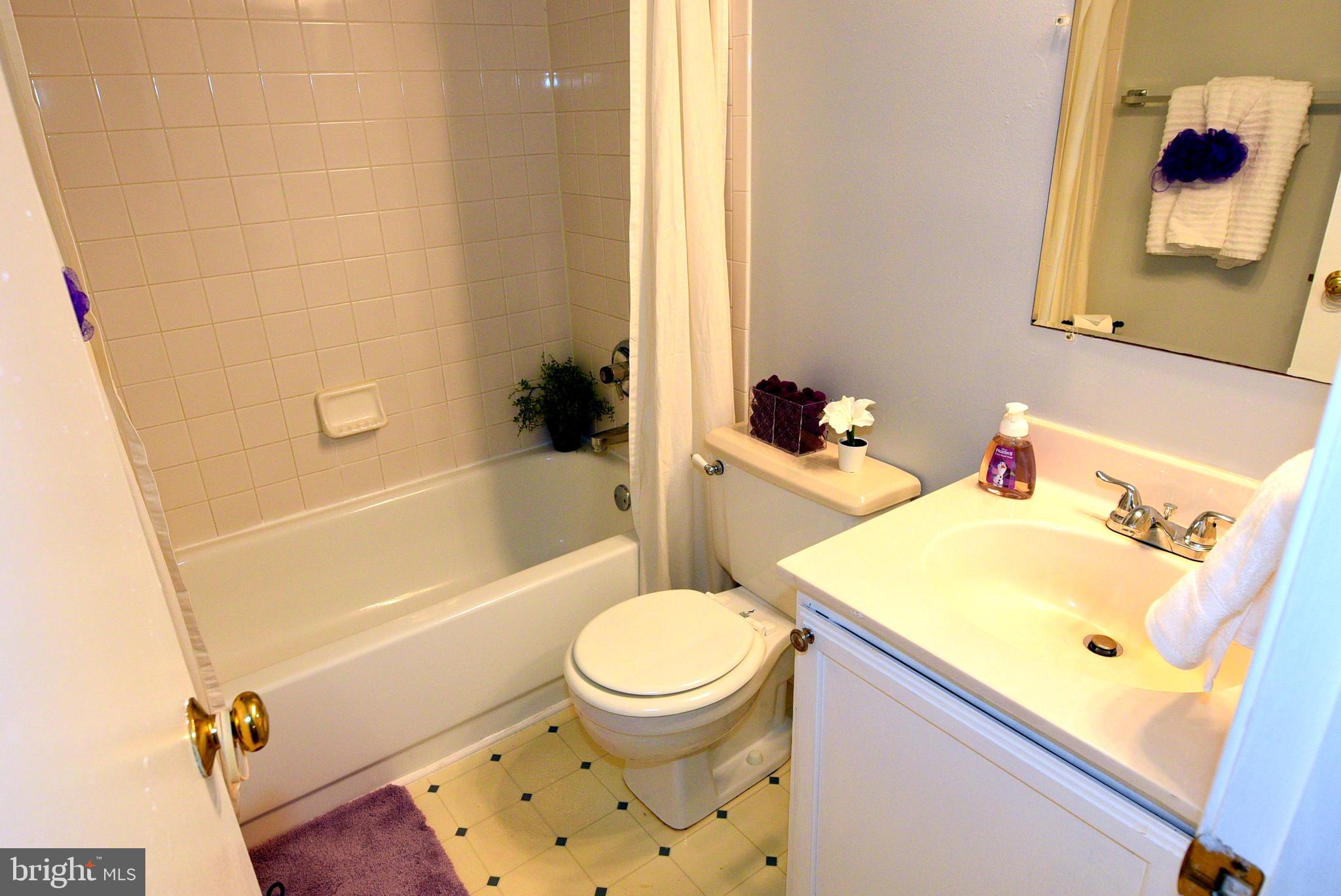 MEADOWOOD VILLAGE - Residential