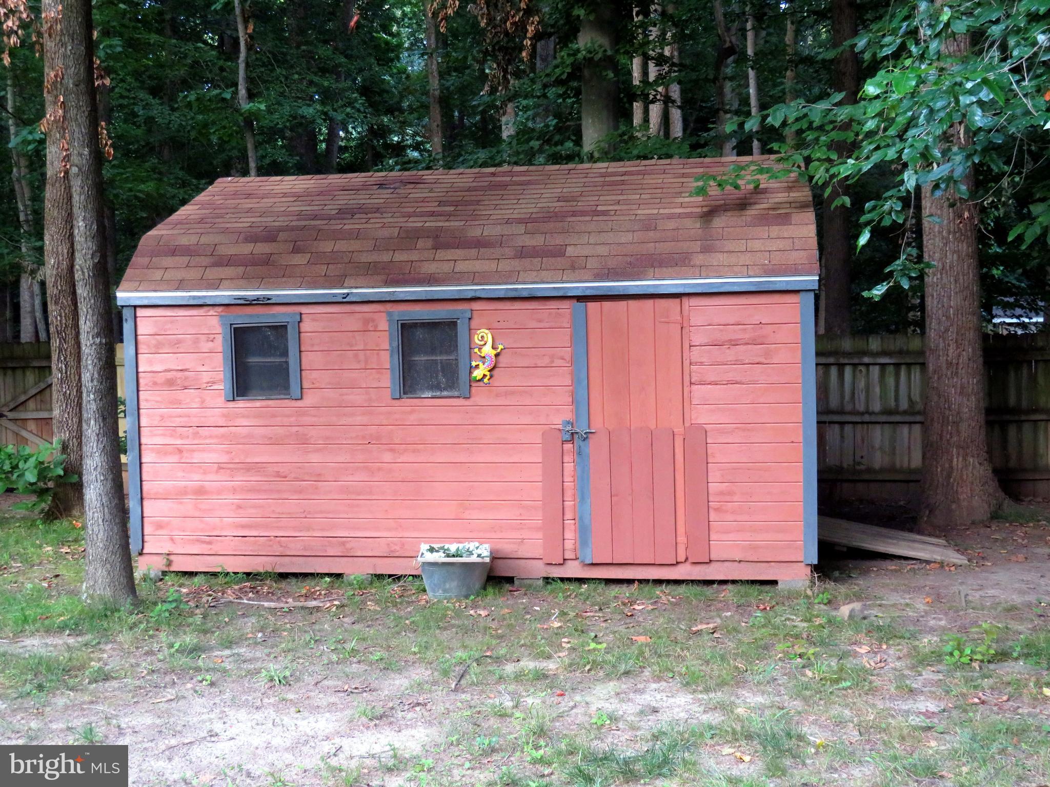 MEADOWOOD VILLAGE - Residential