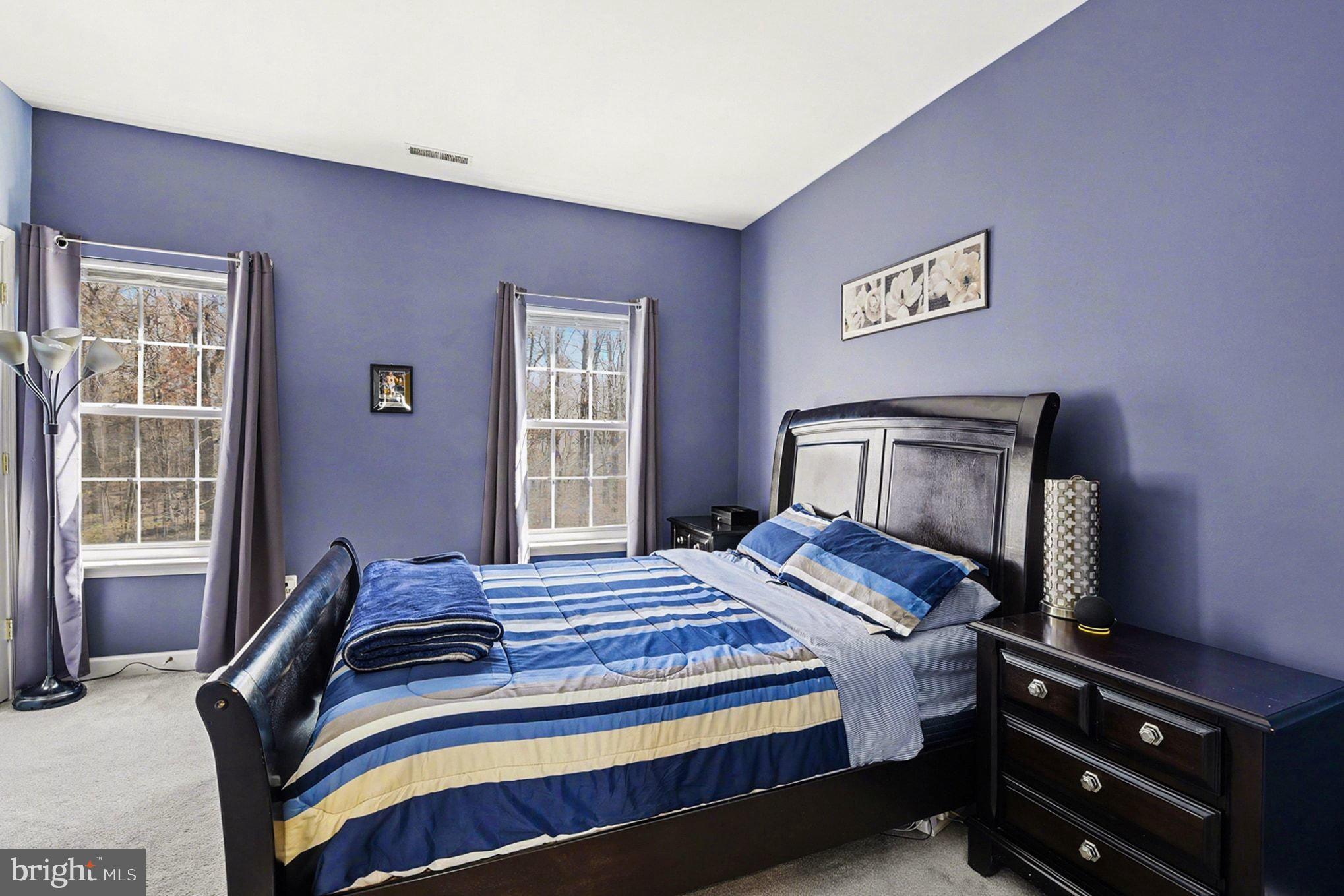 RUSSETT - Residential