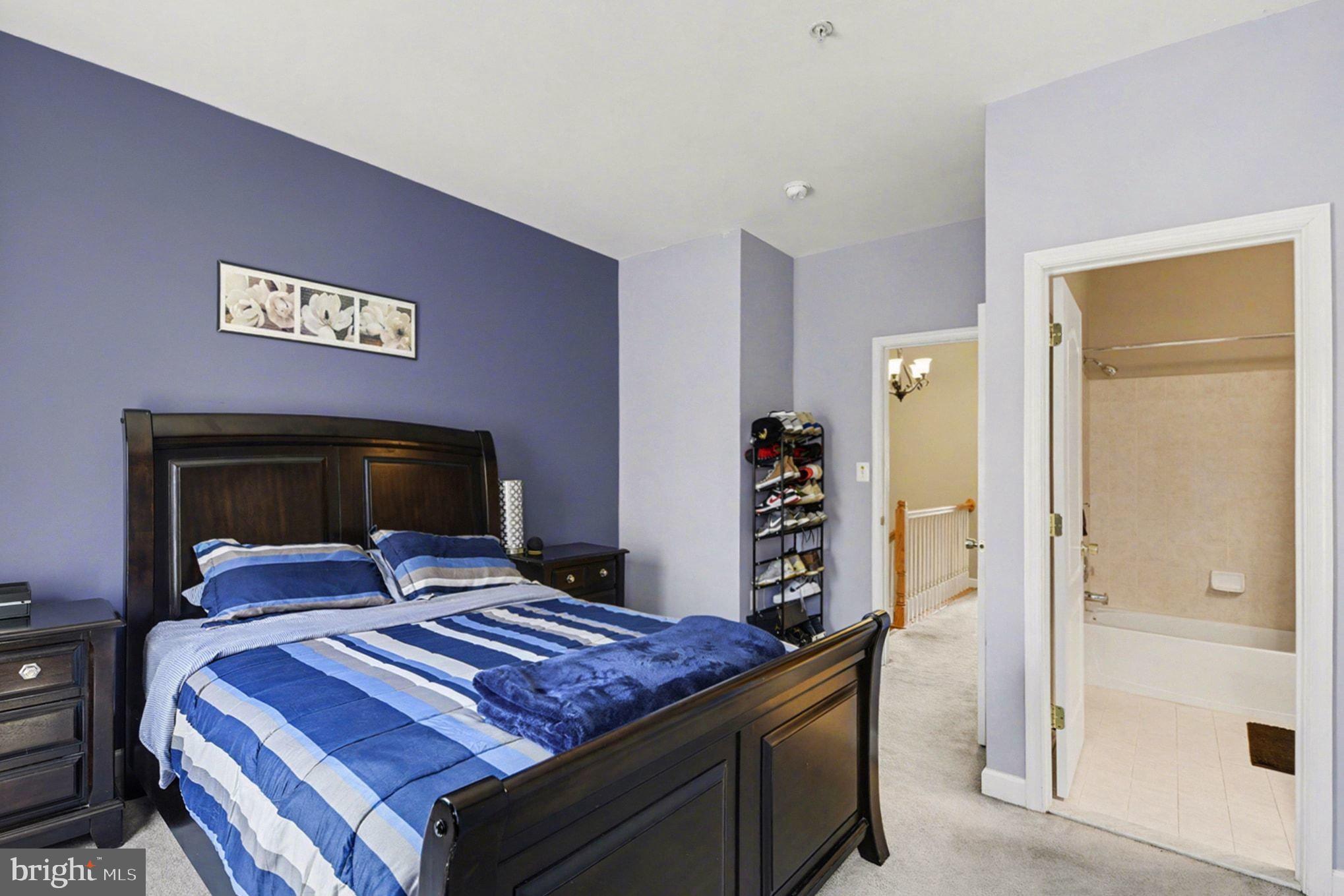 RUSSETT - Residential