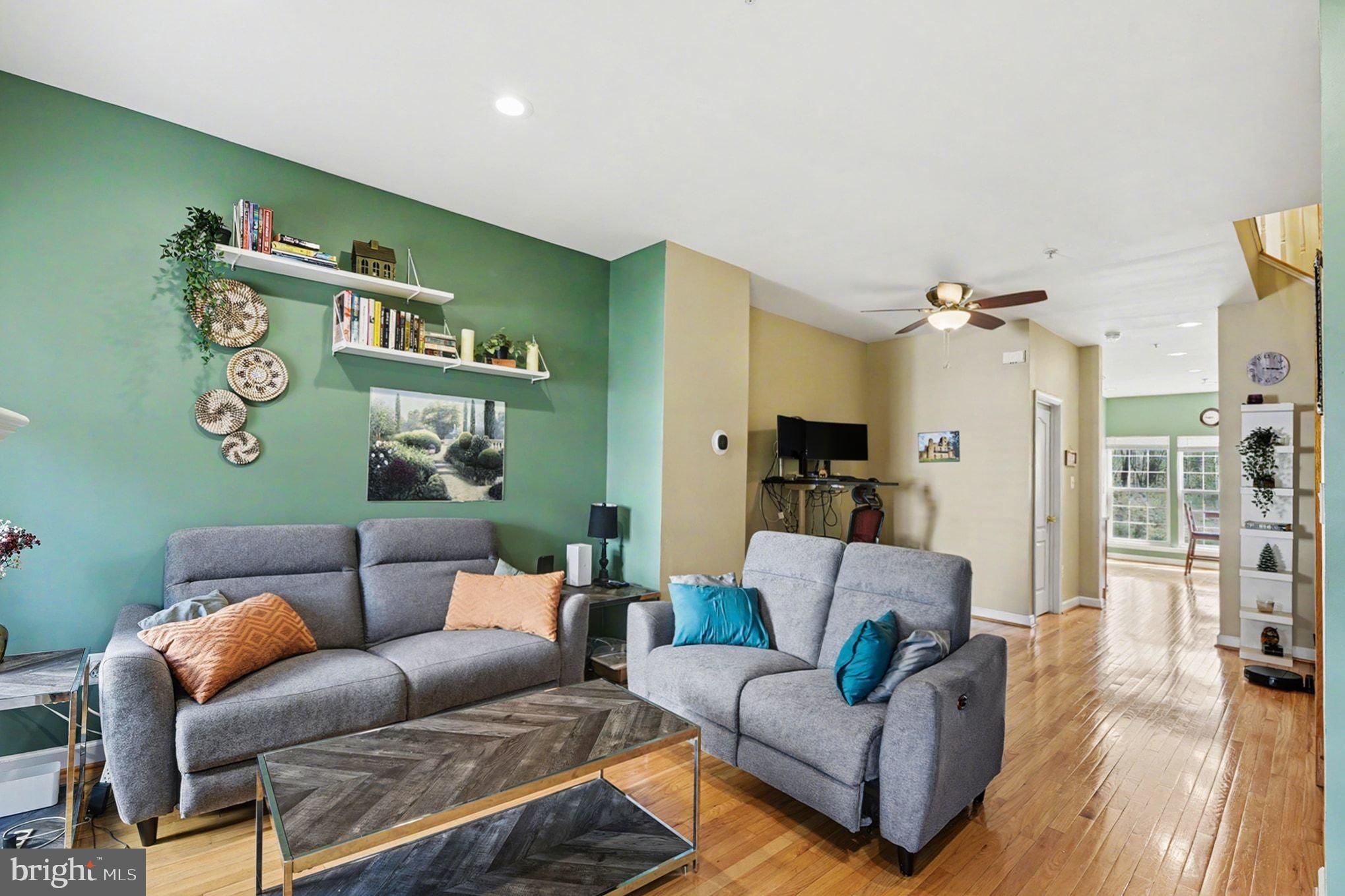 RUSSETT - Residential