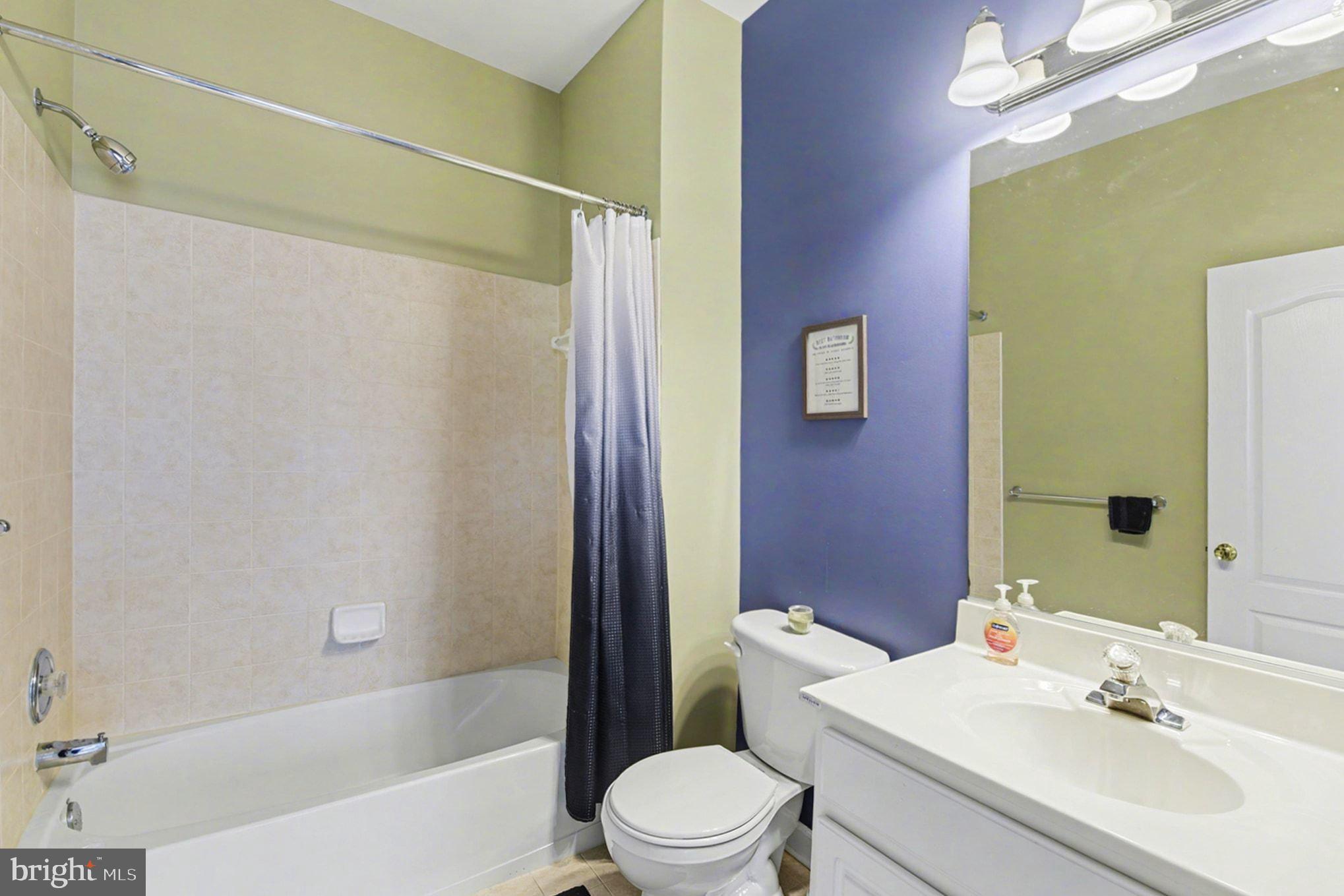 RUSSETT - Residential