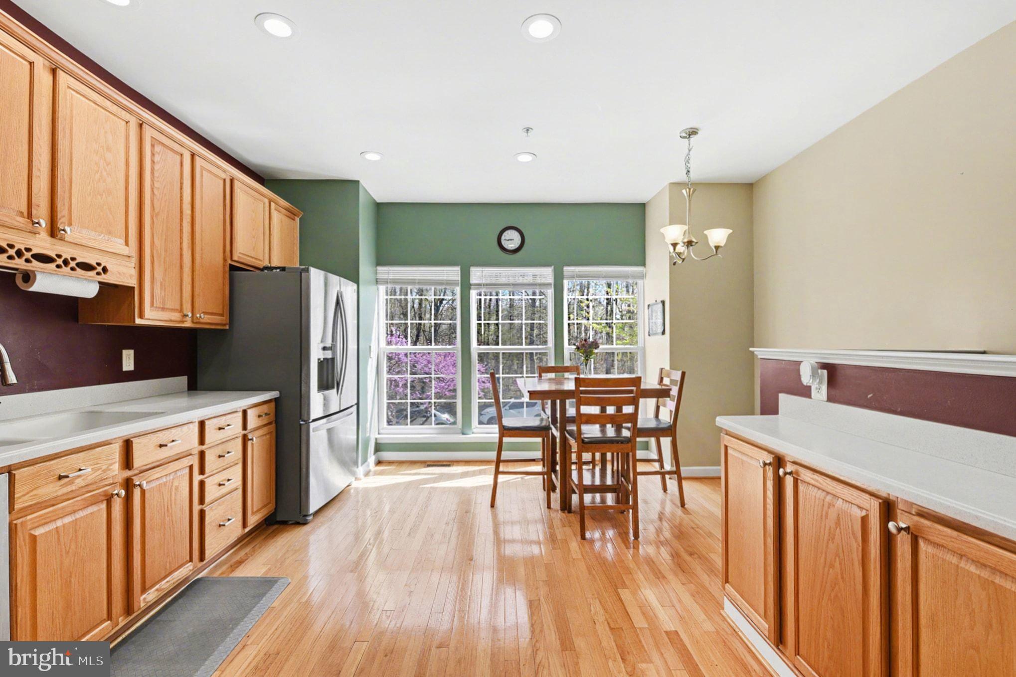 RUSSETT - Residential