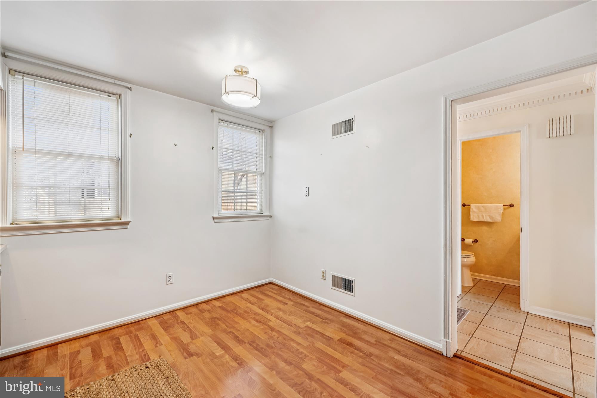 CREST OF WICKFORD - Residential