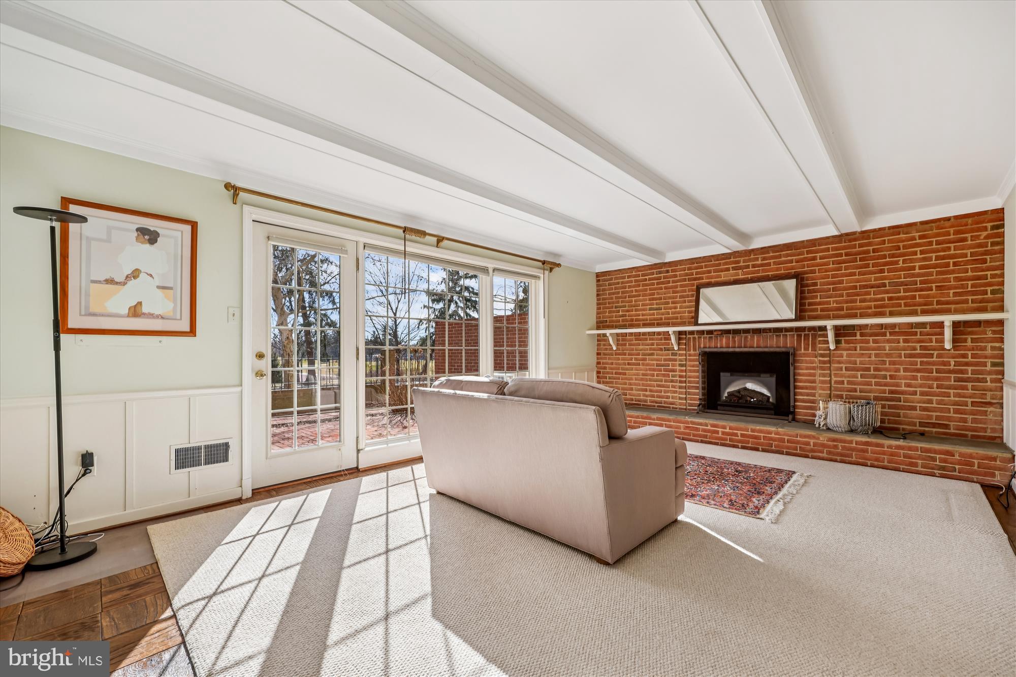 CREST OF WICKFORD - Residential