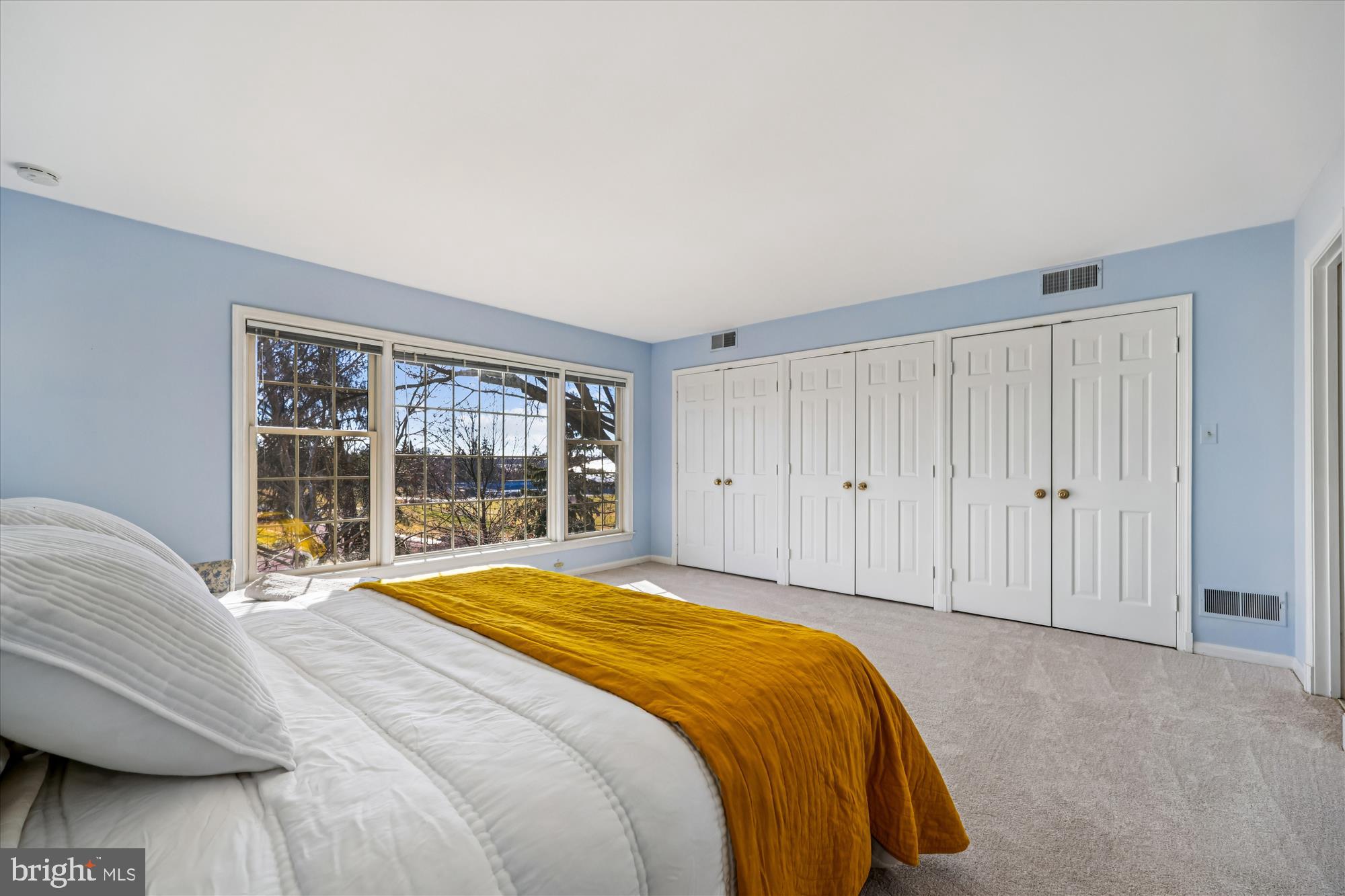 CREST OF WICKFORD - Residential