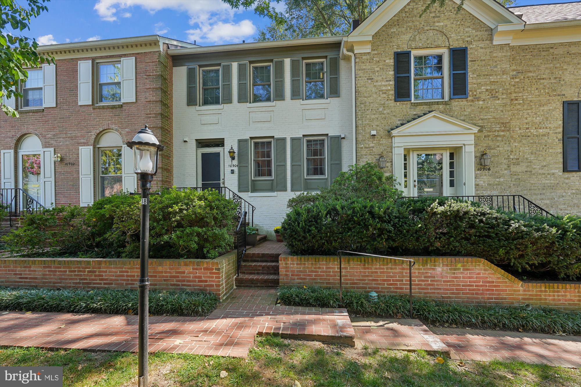 CREST OF WICKFORD - Residential