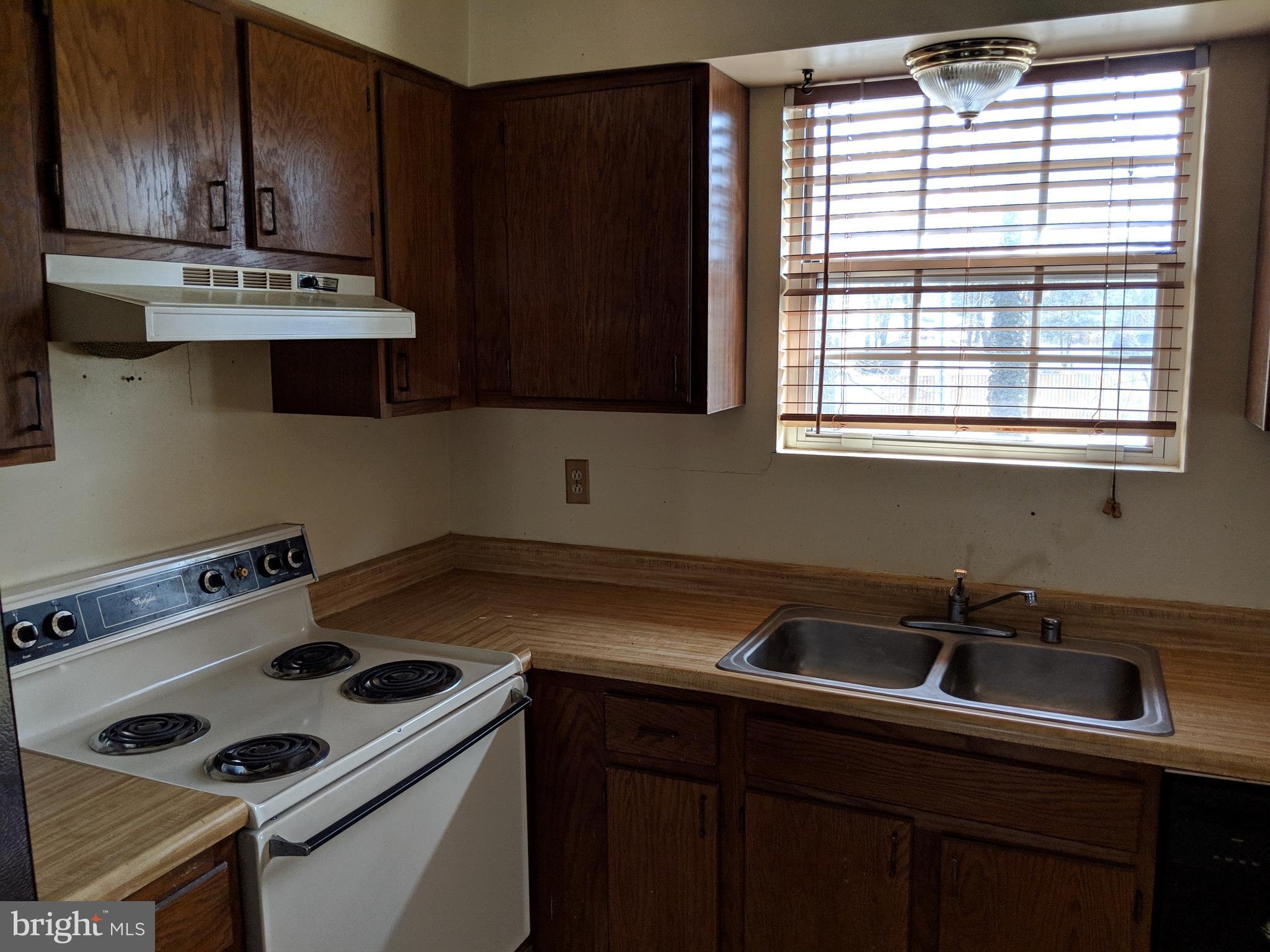 HARBOUR OAKS - Residential