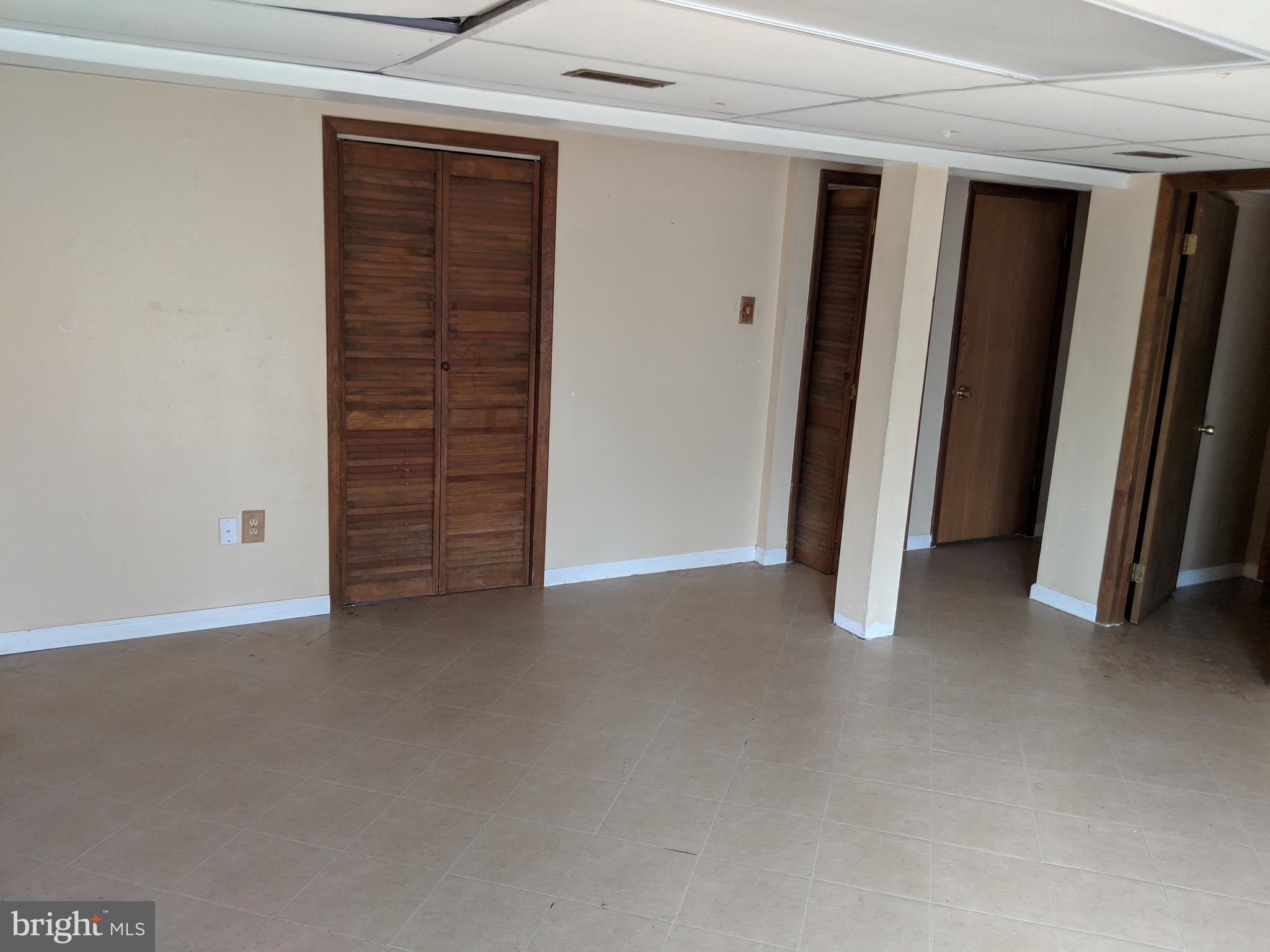 HARBOUR OAKS - Residential