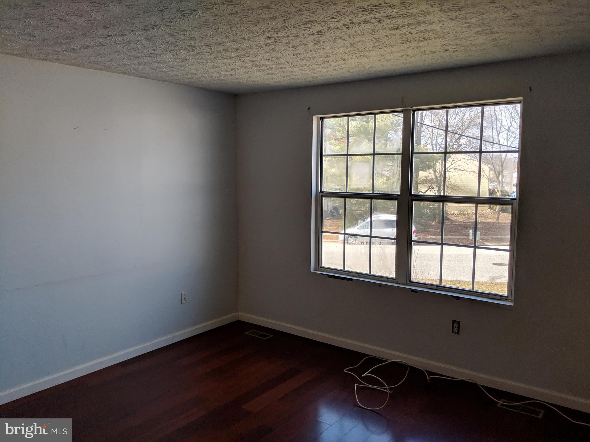 HARBOUR OAKS - Residential