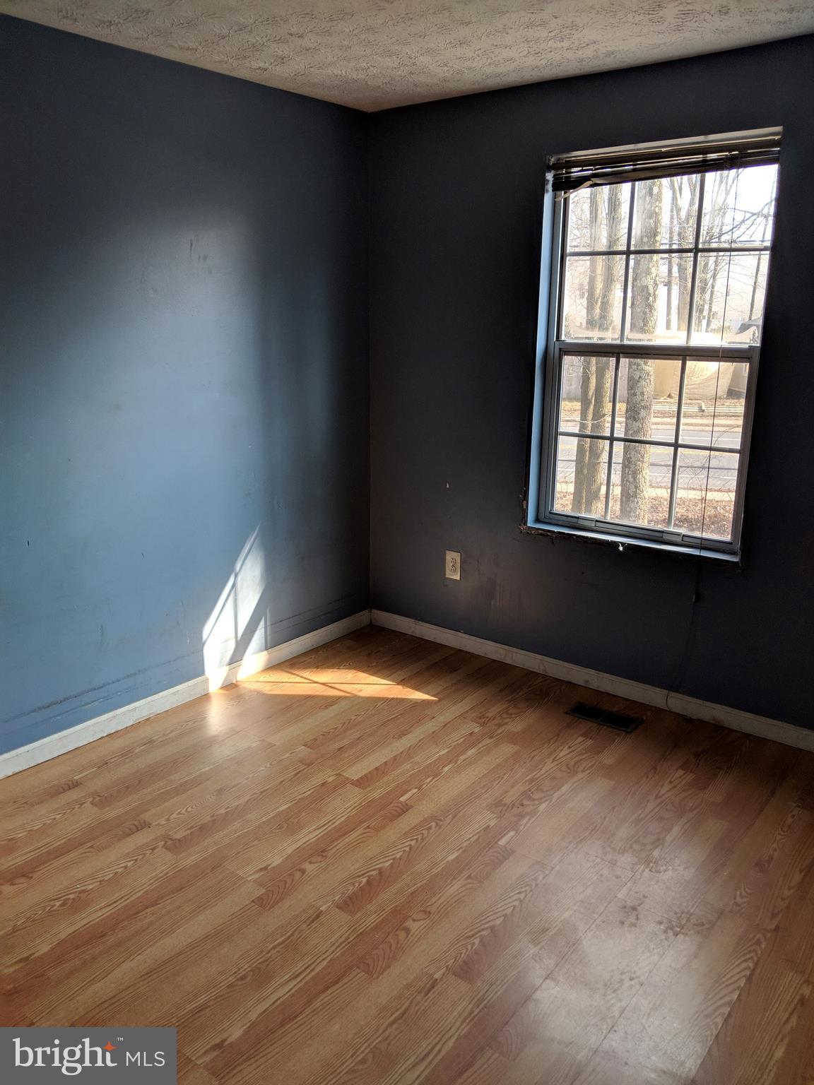 HARBOUR OAKS - Residential