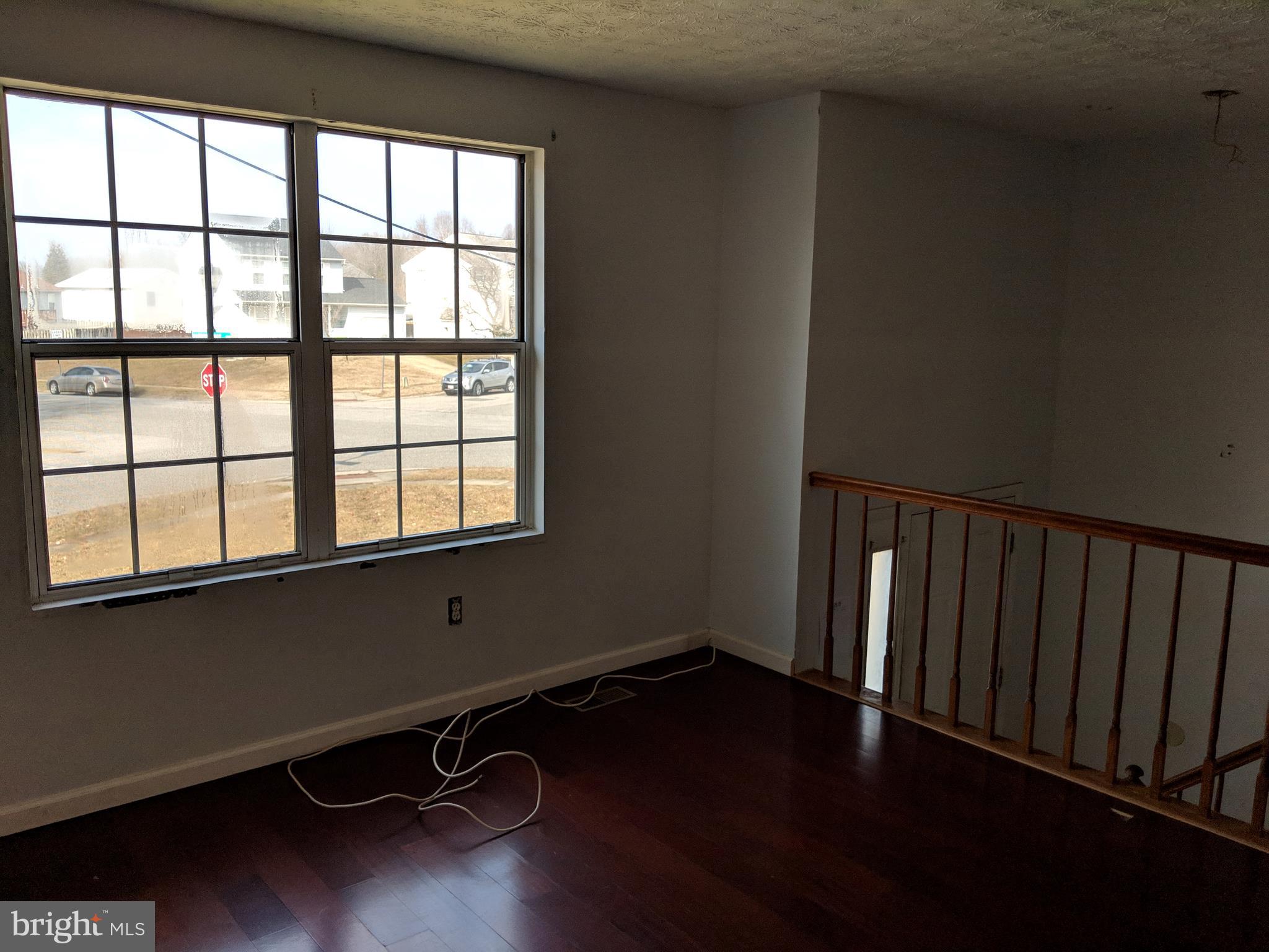 HARBOUR OAKS - Residential