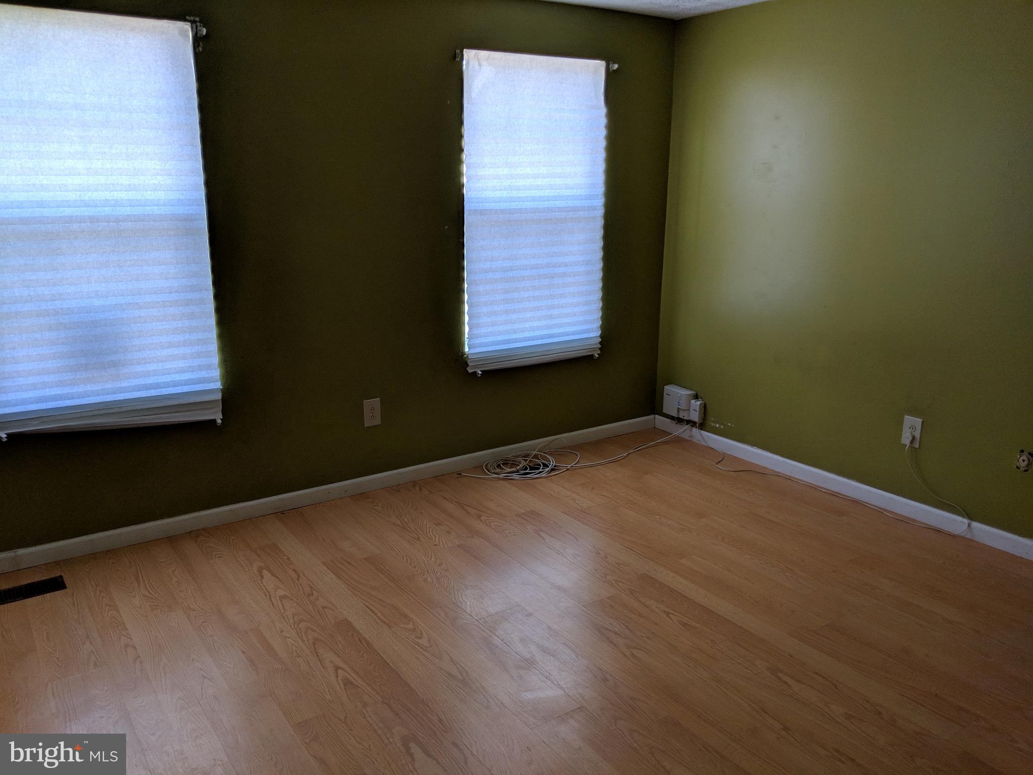 HARBOUR OAKS - Residential