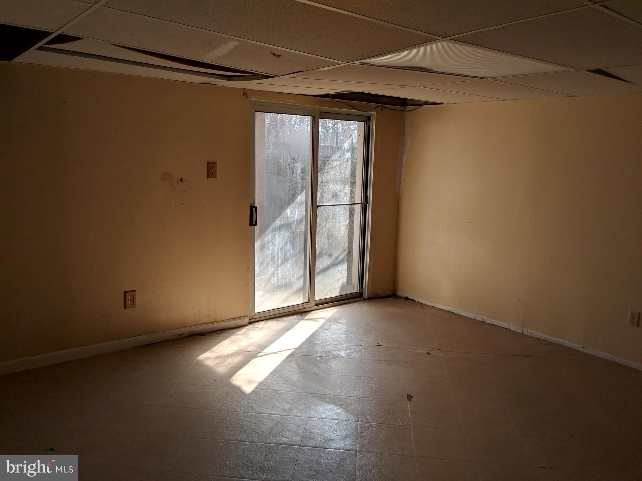 HARBOUR OAKS - Residential