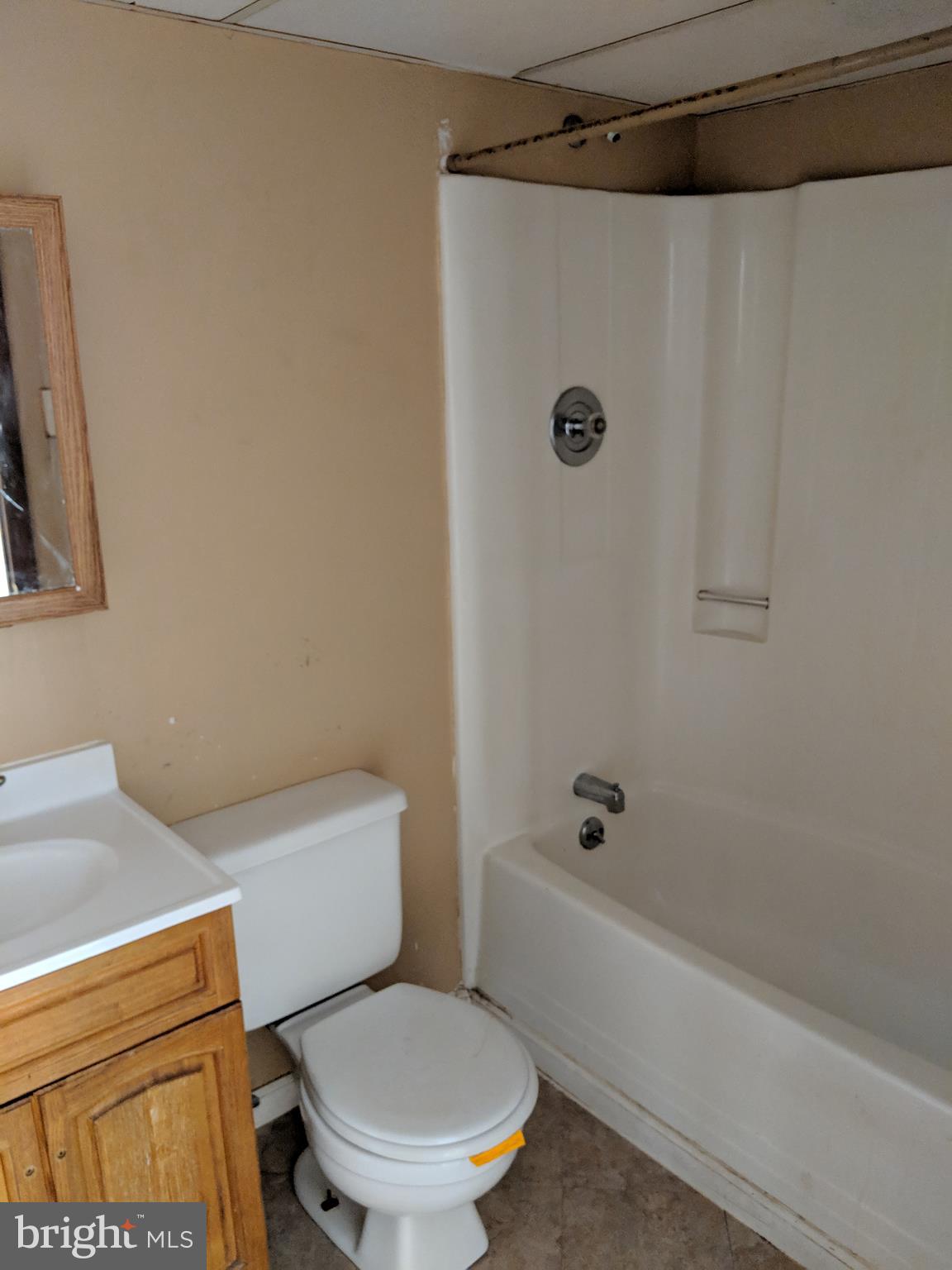 HARBOUR OAKS - Residential