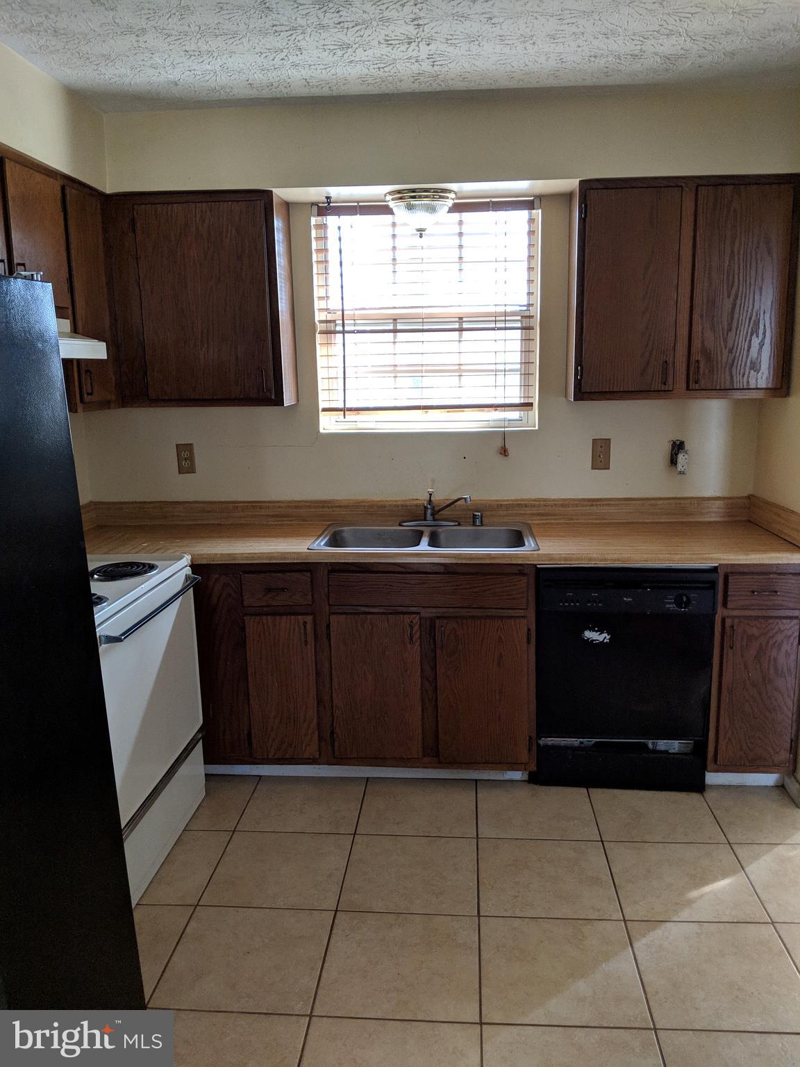 HARBOUR OAKS - Residential