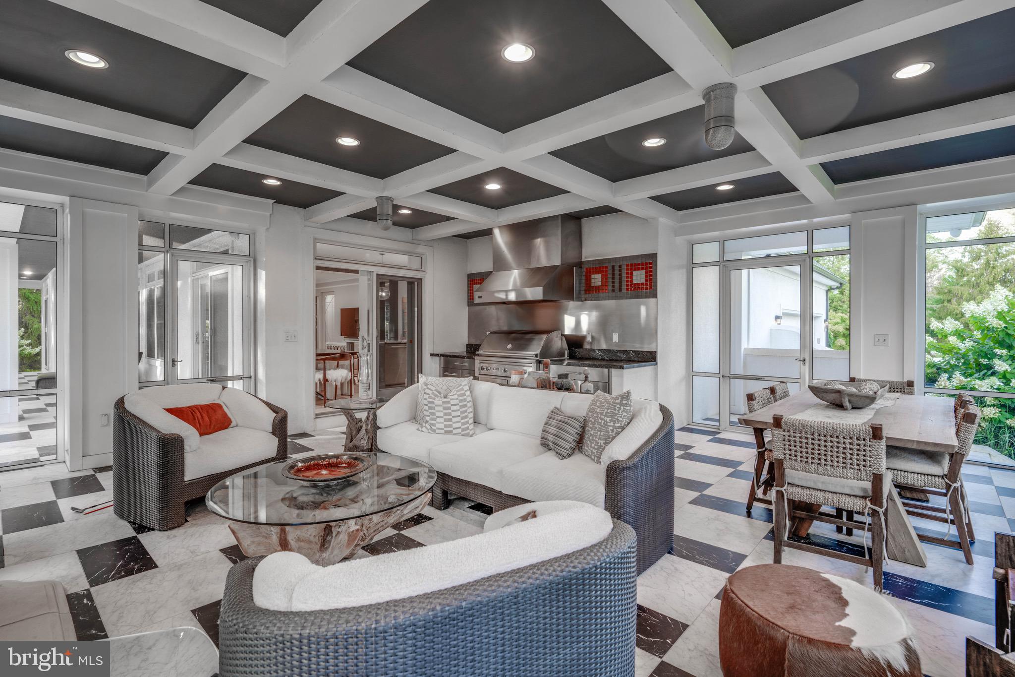 WORTHINGTON GREEN - Residential