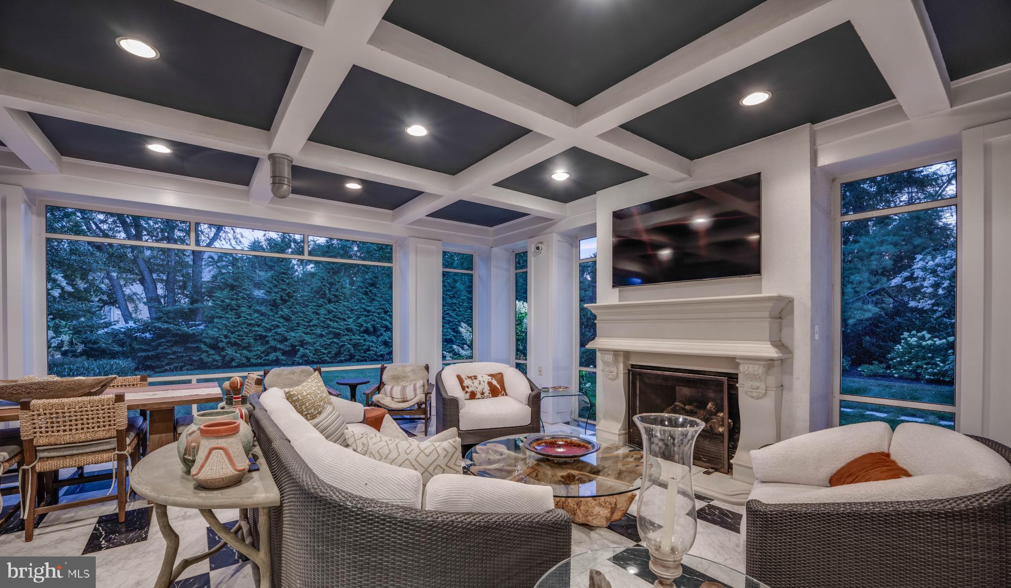 WORTHINGTON GREEN - Residential