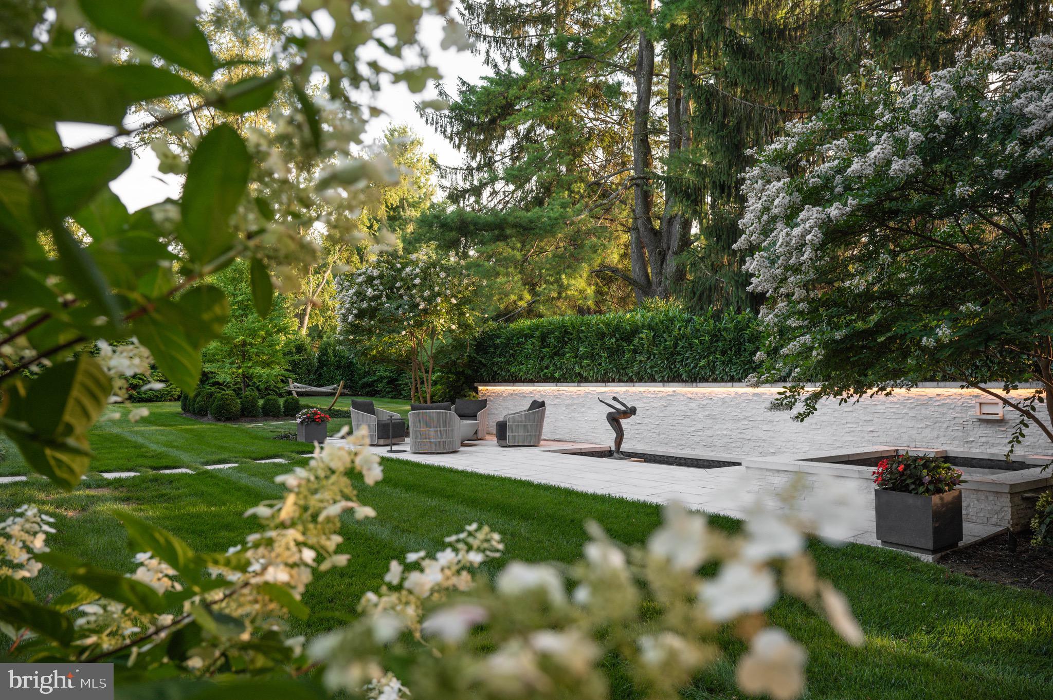 WORTHINGTON GREEN - Residential