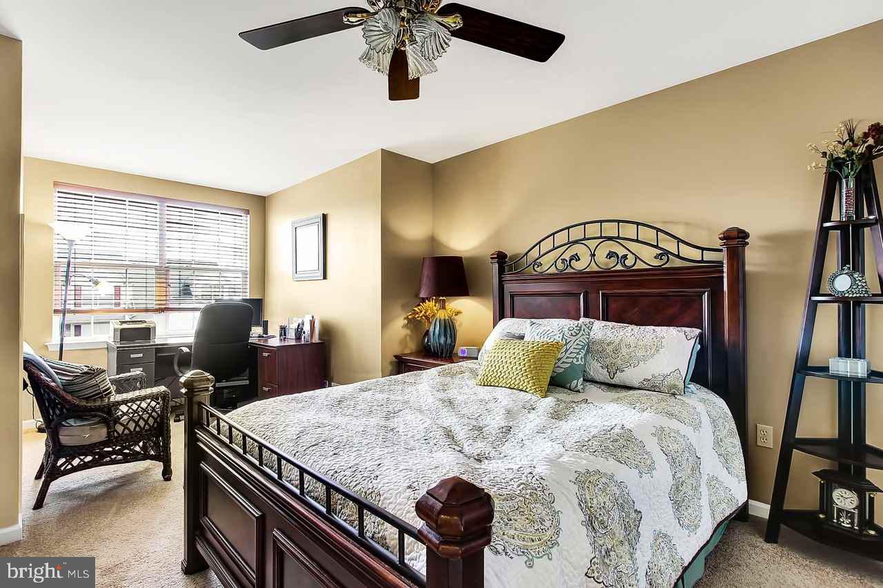 ORCHARD GLEN - Residential