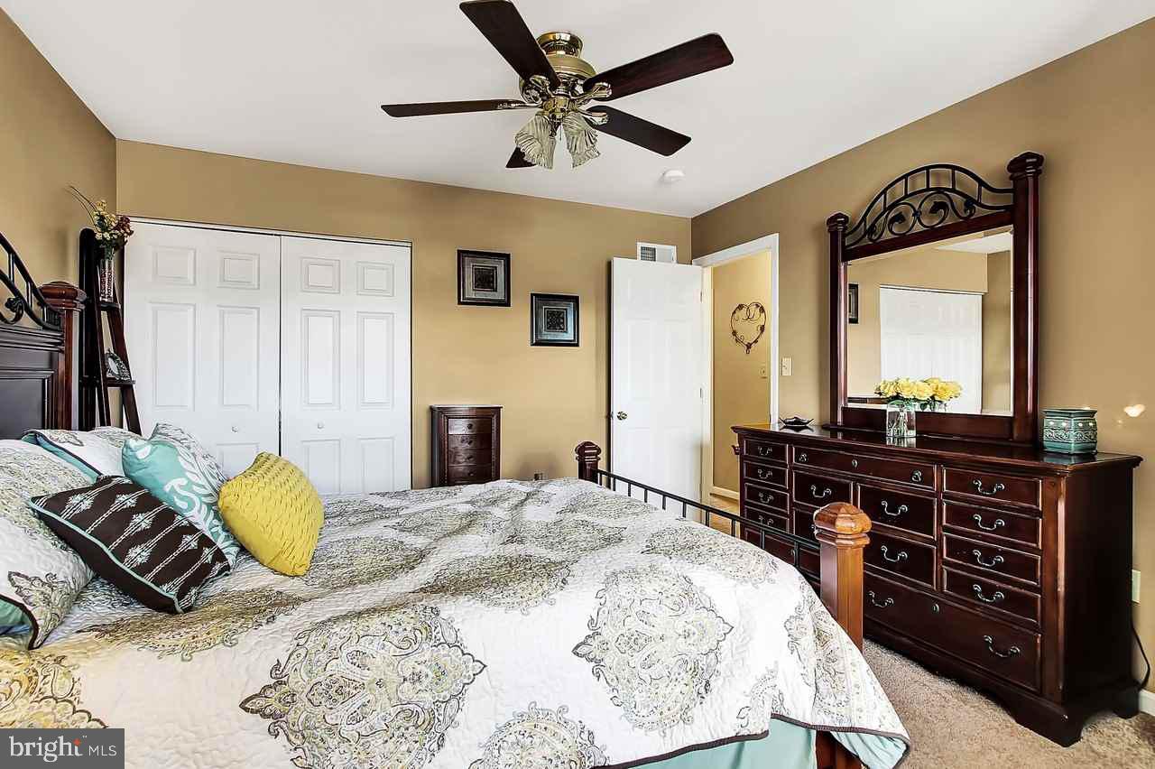 ORCHARD GLEN - Residential