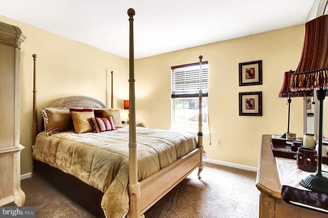 ORCHARD GLEN - Residential