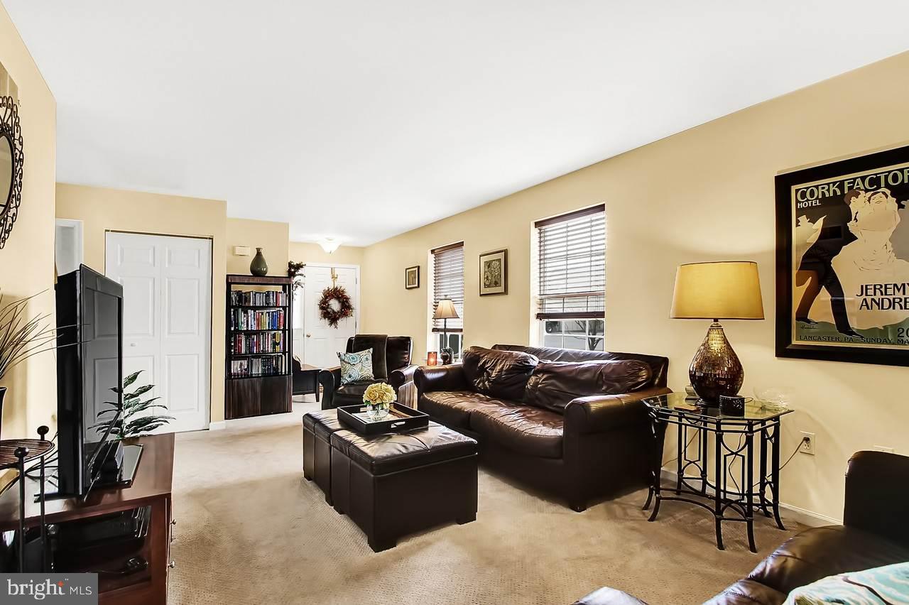 ORCHARD GLEN - Residential