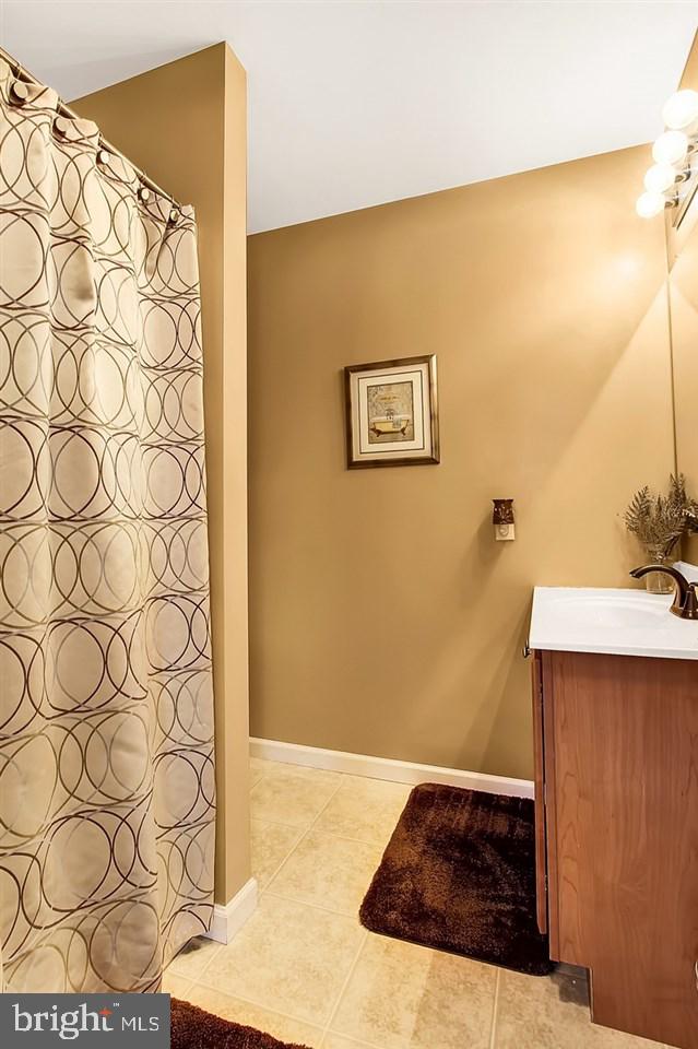 ORCHARD GLEN - Residential