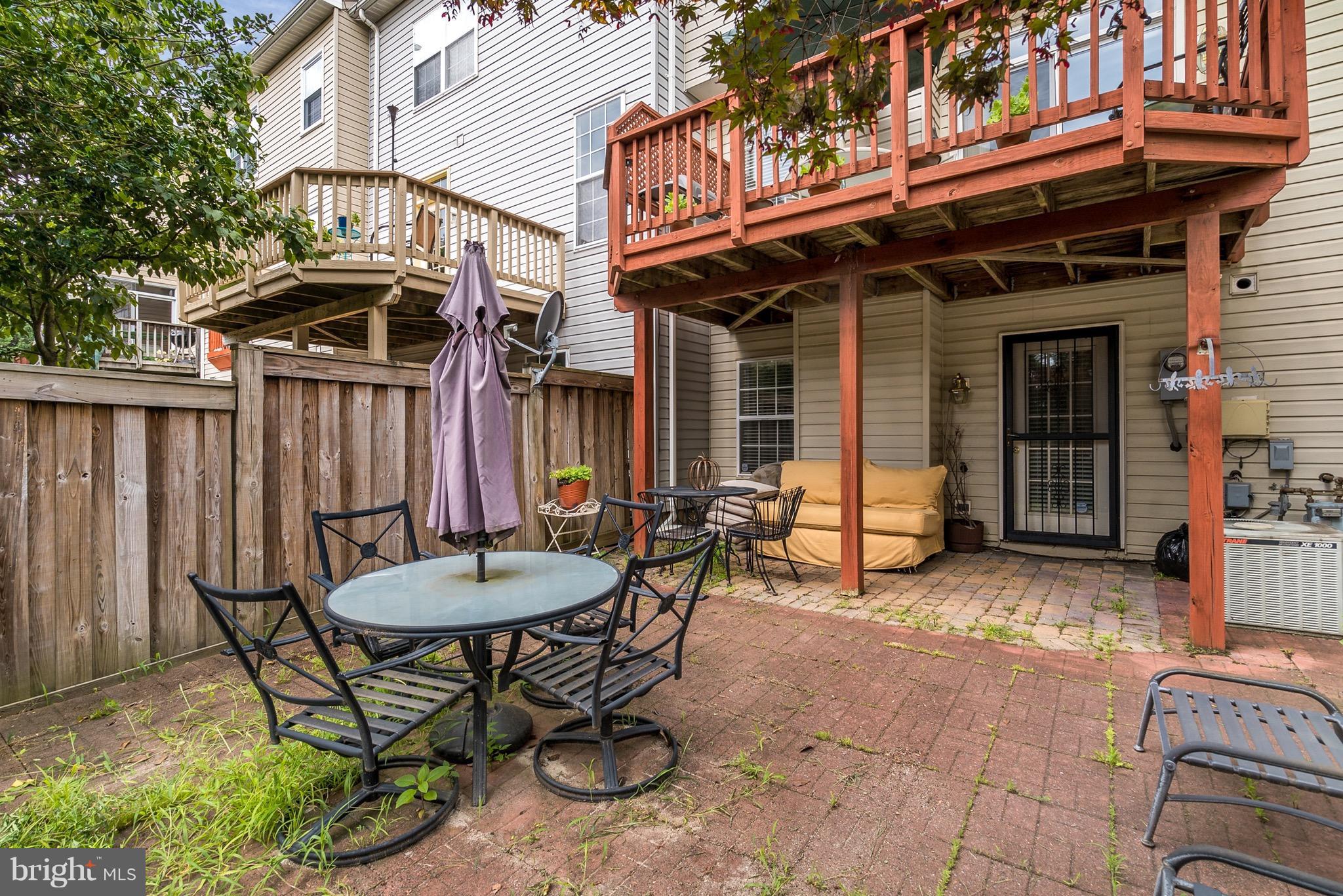 SIGNATURE AT BROADLANDS - Residential