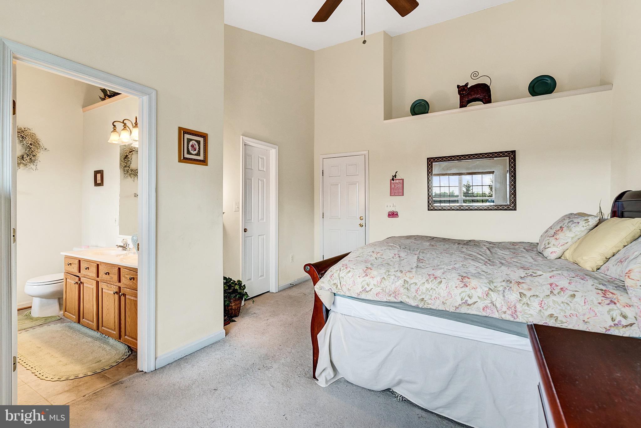 SIGNATURE AT BROADLANDS - Residential