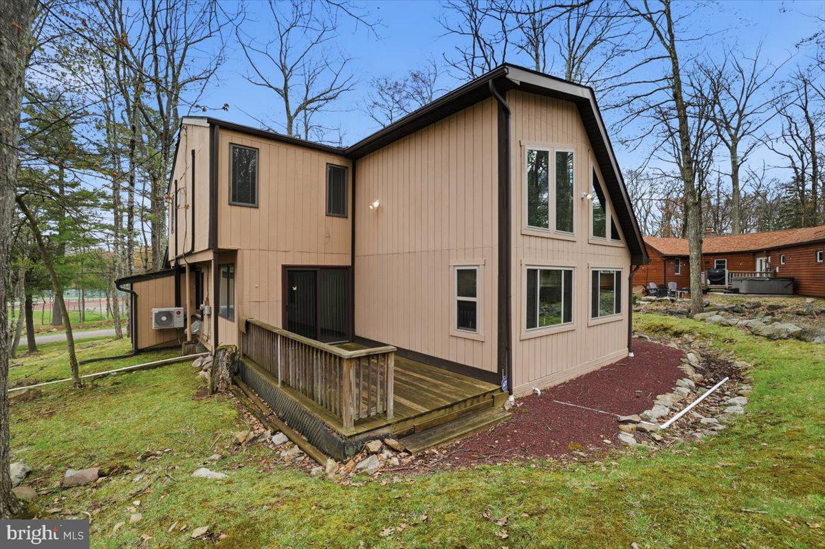 SPLIT ROCK - Residential