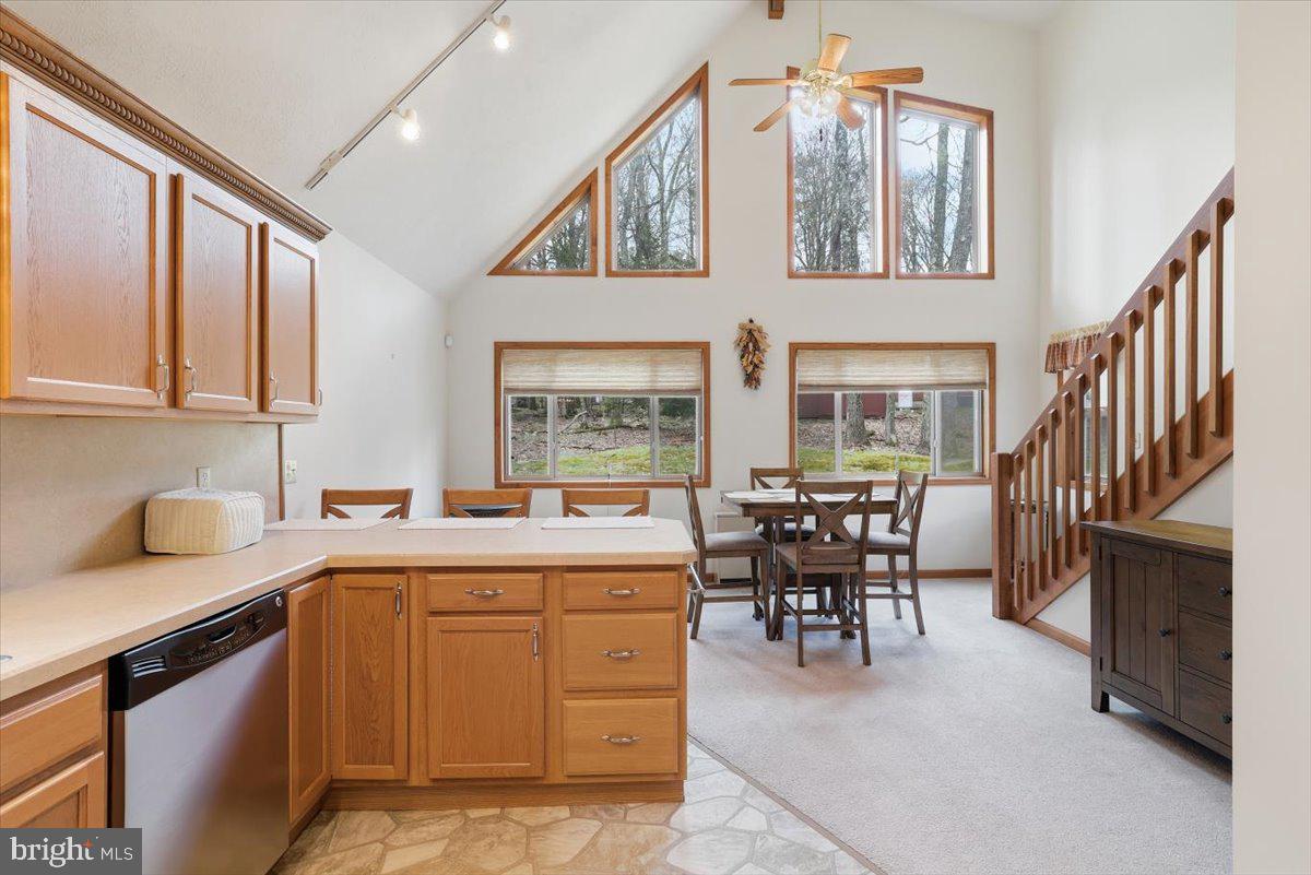 SPLIT ROCK - Residential