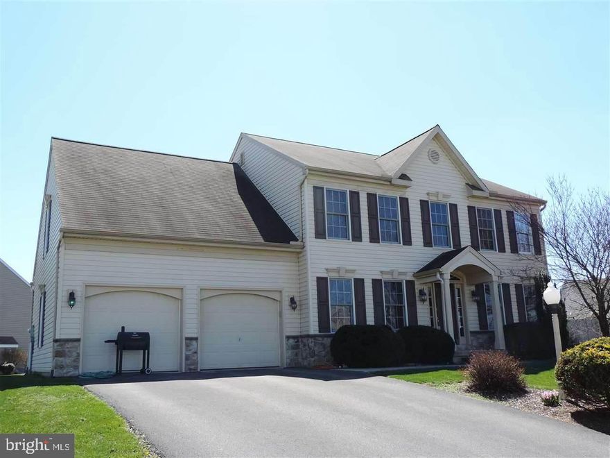 Plenty of room to grow in this priced to sell 2 story colonial in Red Lion Schools. All kitchen appliances included, first floor laundry, gas fireplace, library on 2nd floor, master bath w/ whirlpool tub & so much more. 3% closing cost assistance available with acceptable offer.Sitting proud in Whisper Run, you'll definitely fall in love with this one. Come check out this great home, you won't be disappointed.