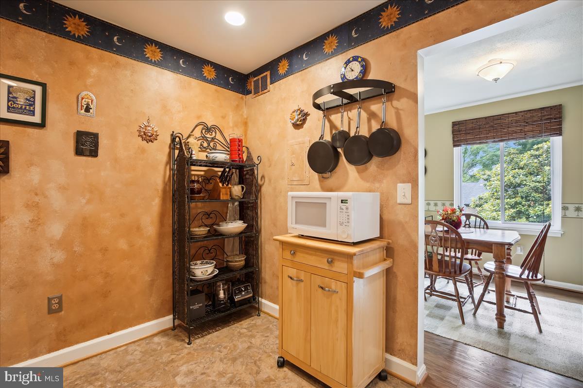 HAWTHORNE VILLAGE - Residential