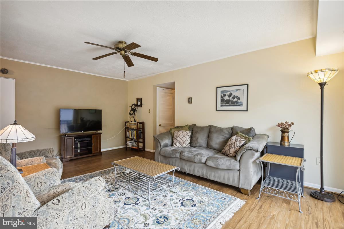 HAWTHORNE VILLAGE - Residential