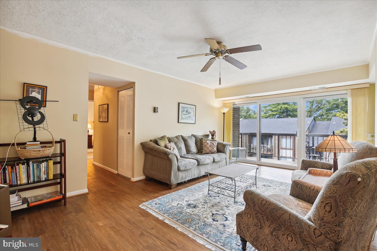 HAWTHORNE VILLAGE - Residential