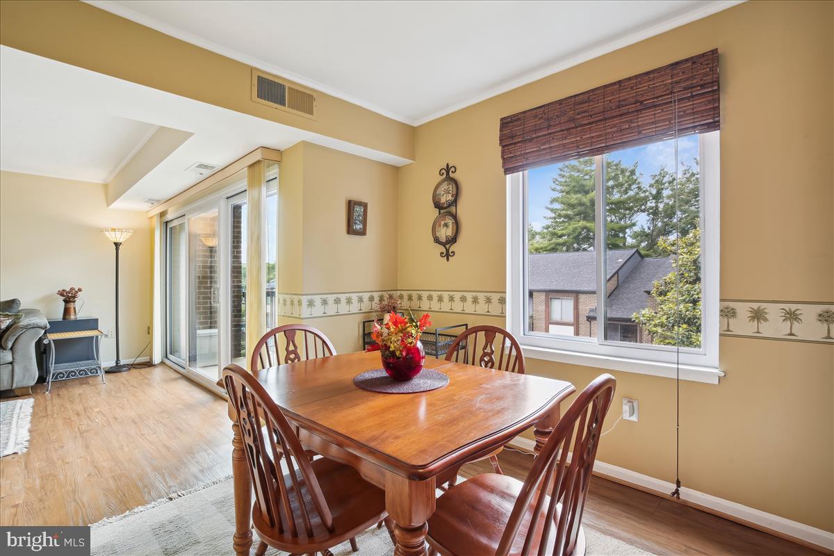 HAWTHORNE VILLAGE - Residential