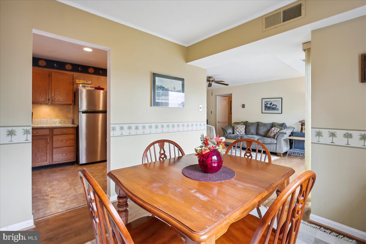 HAWTHORNE VILLAGE - Residential