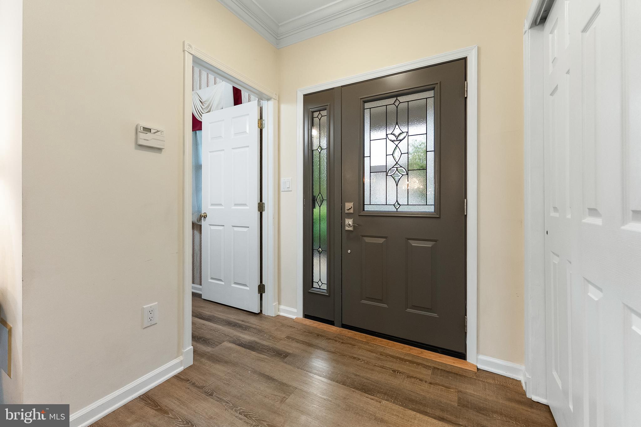4 SANDSTONE ROAD