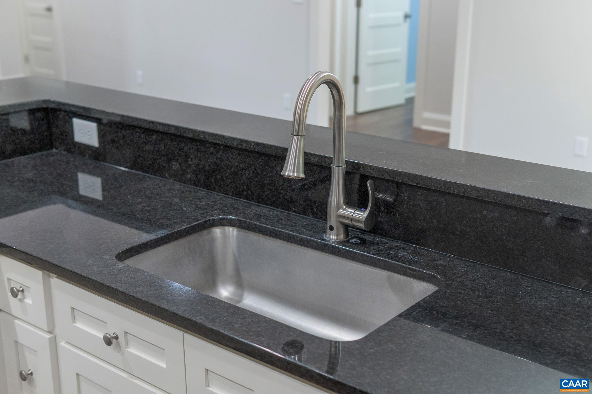 CALEDONIA - Residential