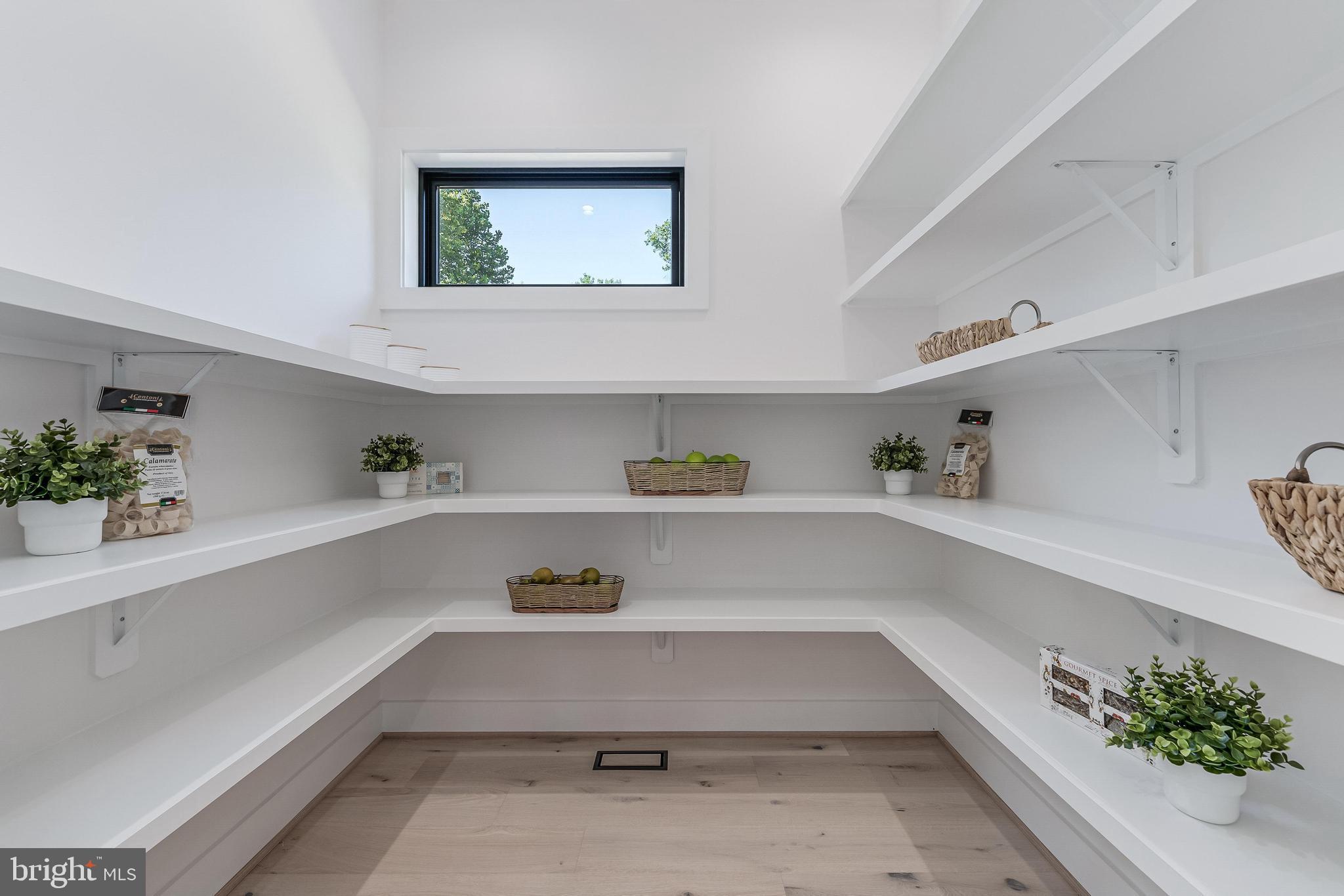 BEL AIR - Residential