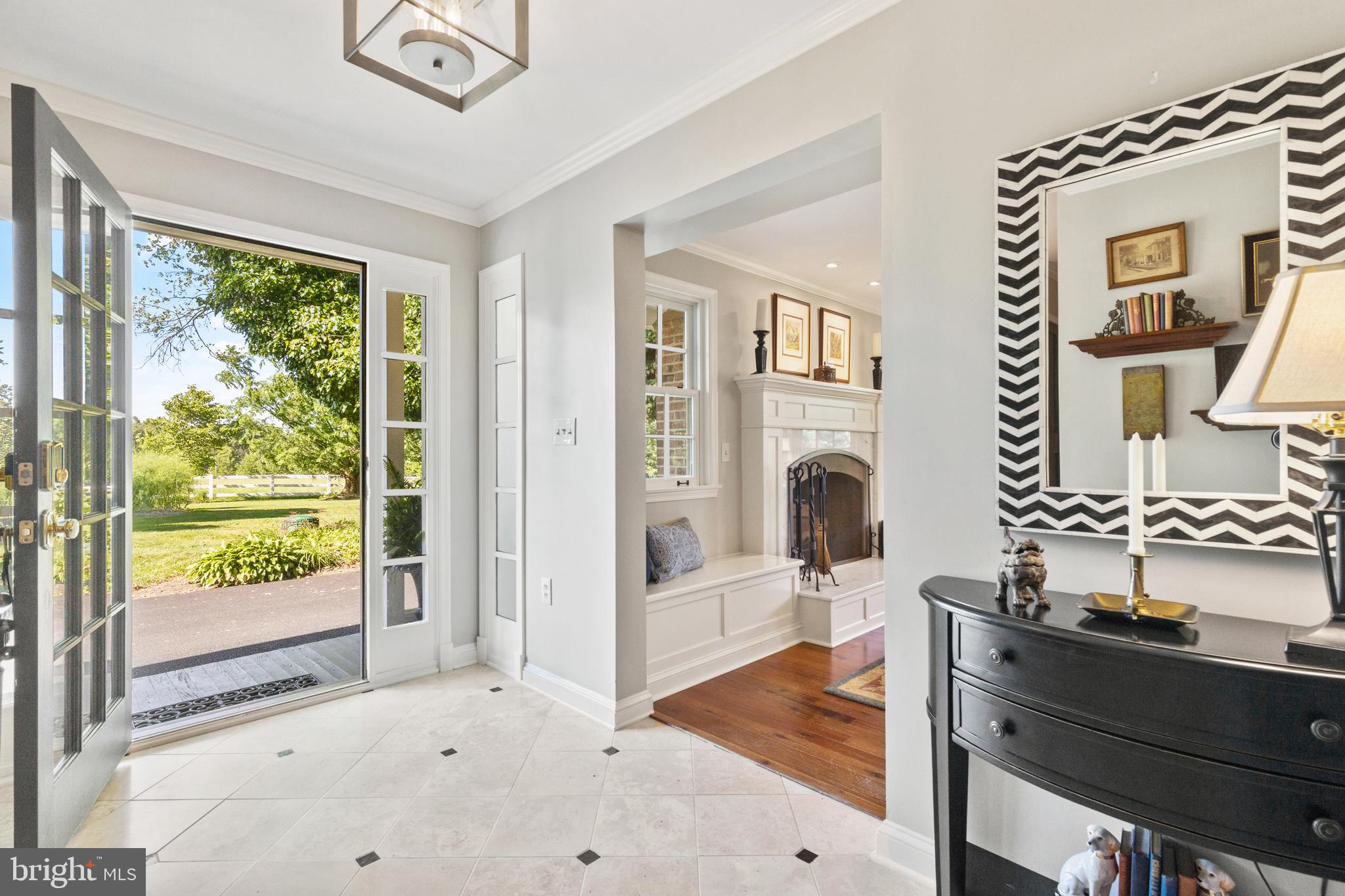 MY LADY'S MANOR - Residential