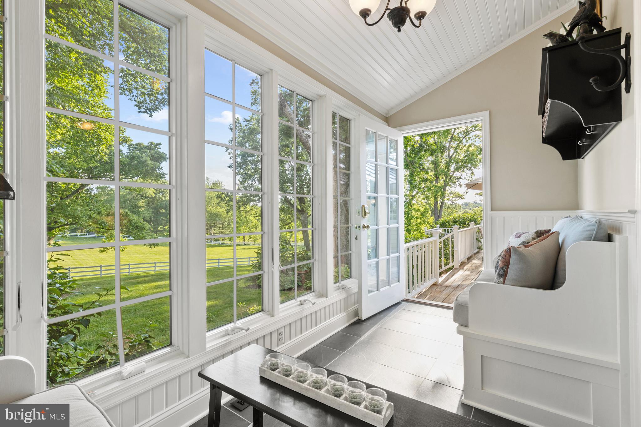 MY LADY'S MANOR - Residential