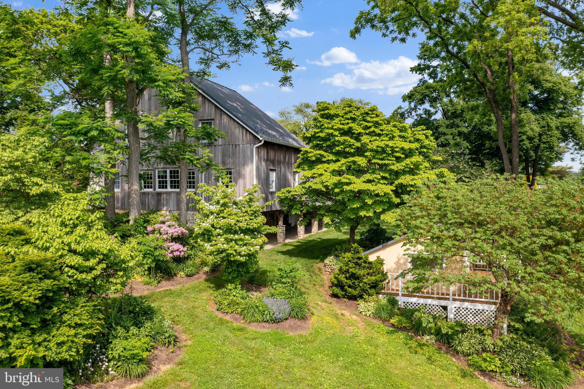 MY LADY'S MANOR - Residential